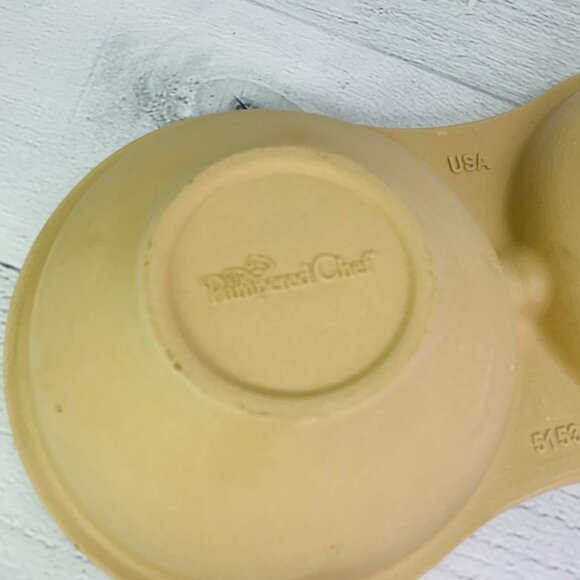 The Pampered Chef STONEWARE COLLECTION #5153 Unglaze Microwave Double Egg Cooker - Picture 8 of 11